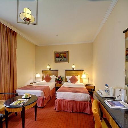 Rayan Hotel Corniche Sharjah Exterior photo