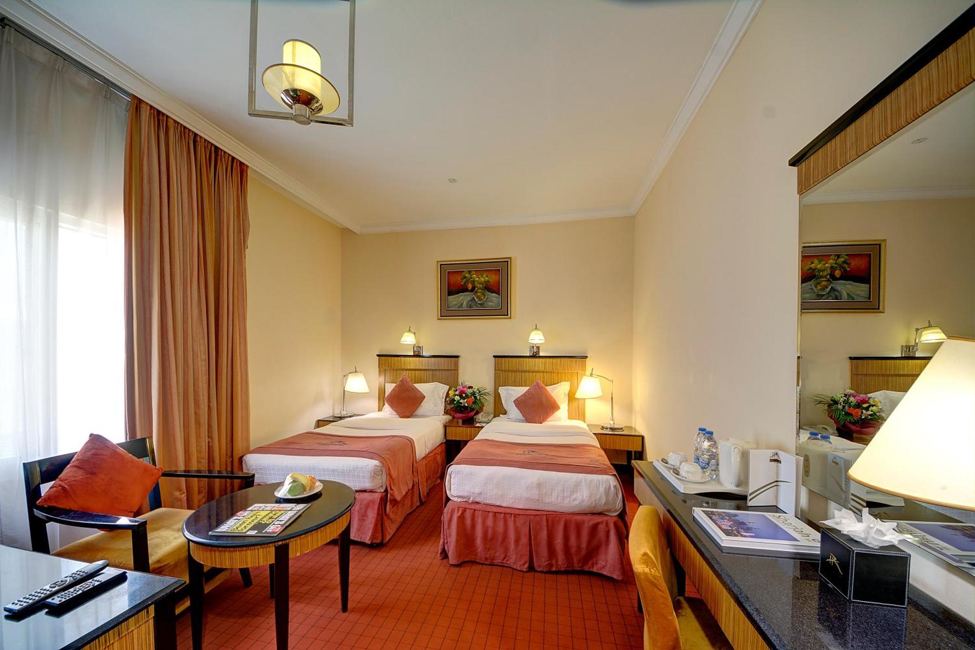 Rayan Hotel Corniche Sharjah Exterior photo